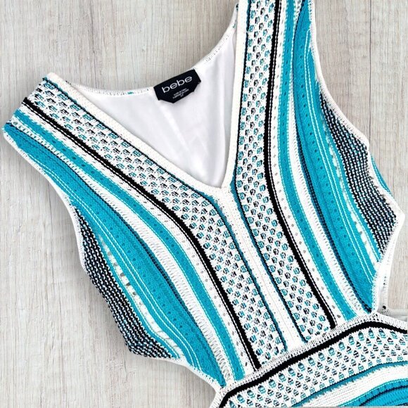 BEBE Sleeveless Knit Cut Out V-Neck Sweater Dress Turquoise White Black Womens S - Picture 3 of 4